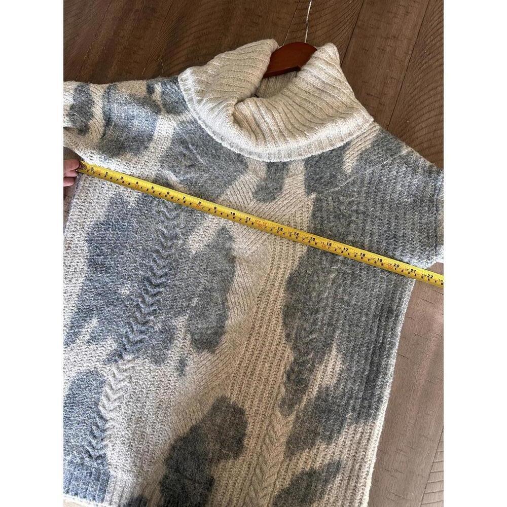 Pilcro Anthropologie Spotted Turtleneck Sweater Cream & Blue Women XS Oversized - Picture 9 of 13
